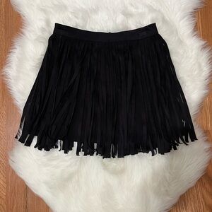BB Dakota Black Faux-Suede Fringe Mini Skirt Western Glam Size 4